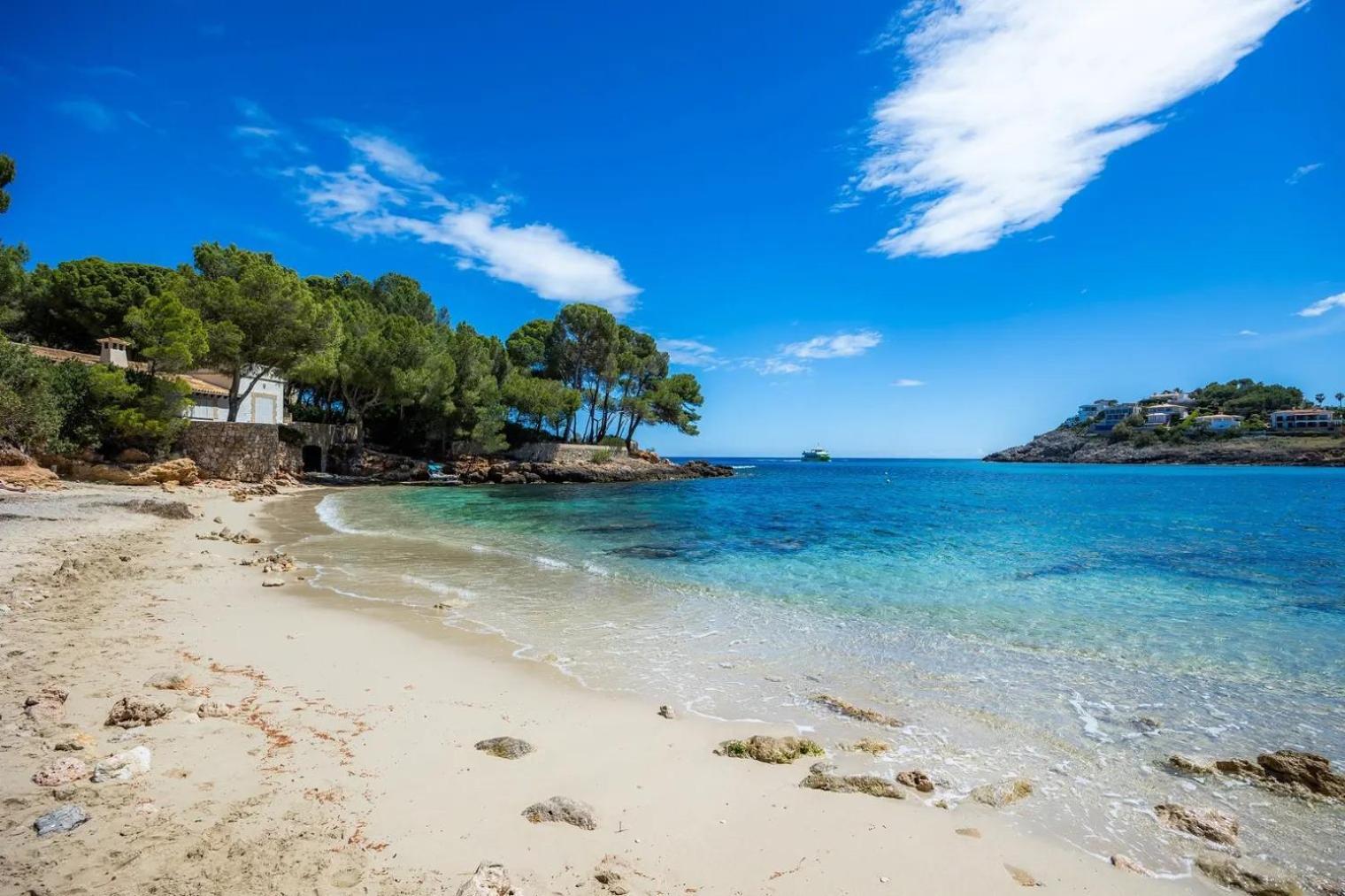 Casa Aladern On The Beach Mhm Font de sa Cala Exterior foto